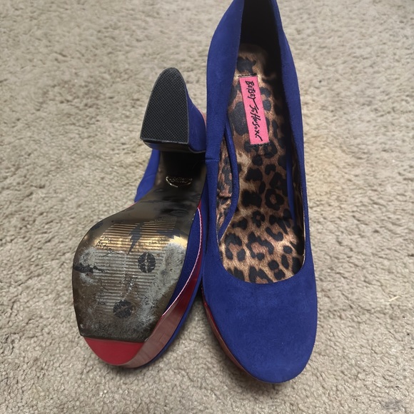 Betsy Johnson Block Color Heels - Picture 5 of 9